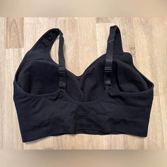 Puma Sports Bra Bundle, Size Large - Picture 3 of 6
